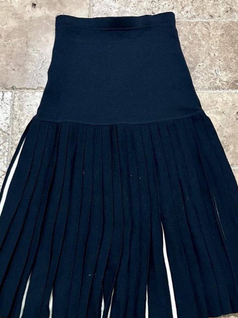 Vintage Tahari Black Drop Waist Pleated Midi Skirt
